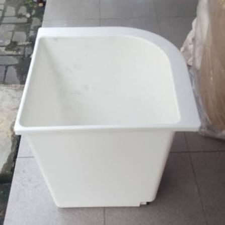 BAK SUDUT PUTIH